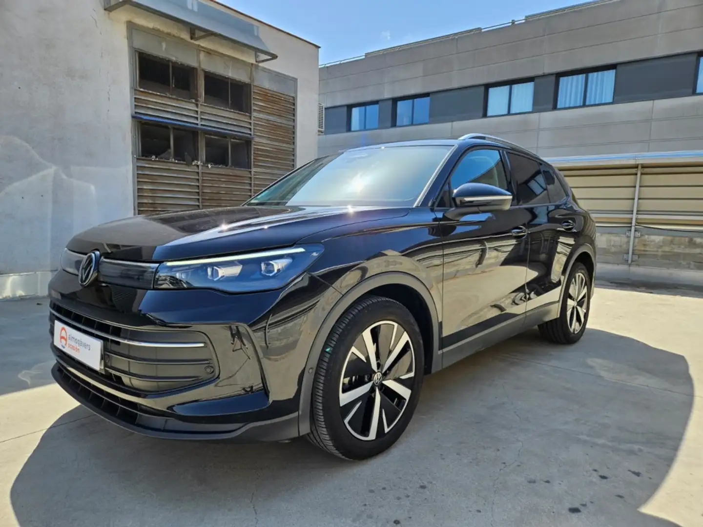 Volkswagen Tiguan MAS 1.5 ETSI 150CV DSG 5P Negro - 2