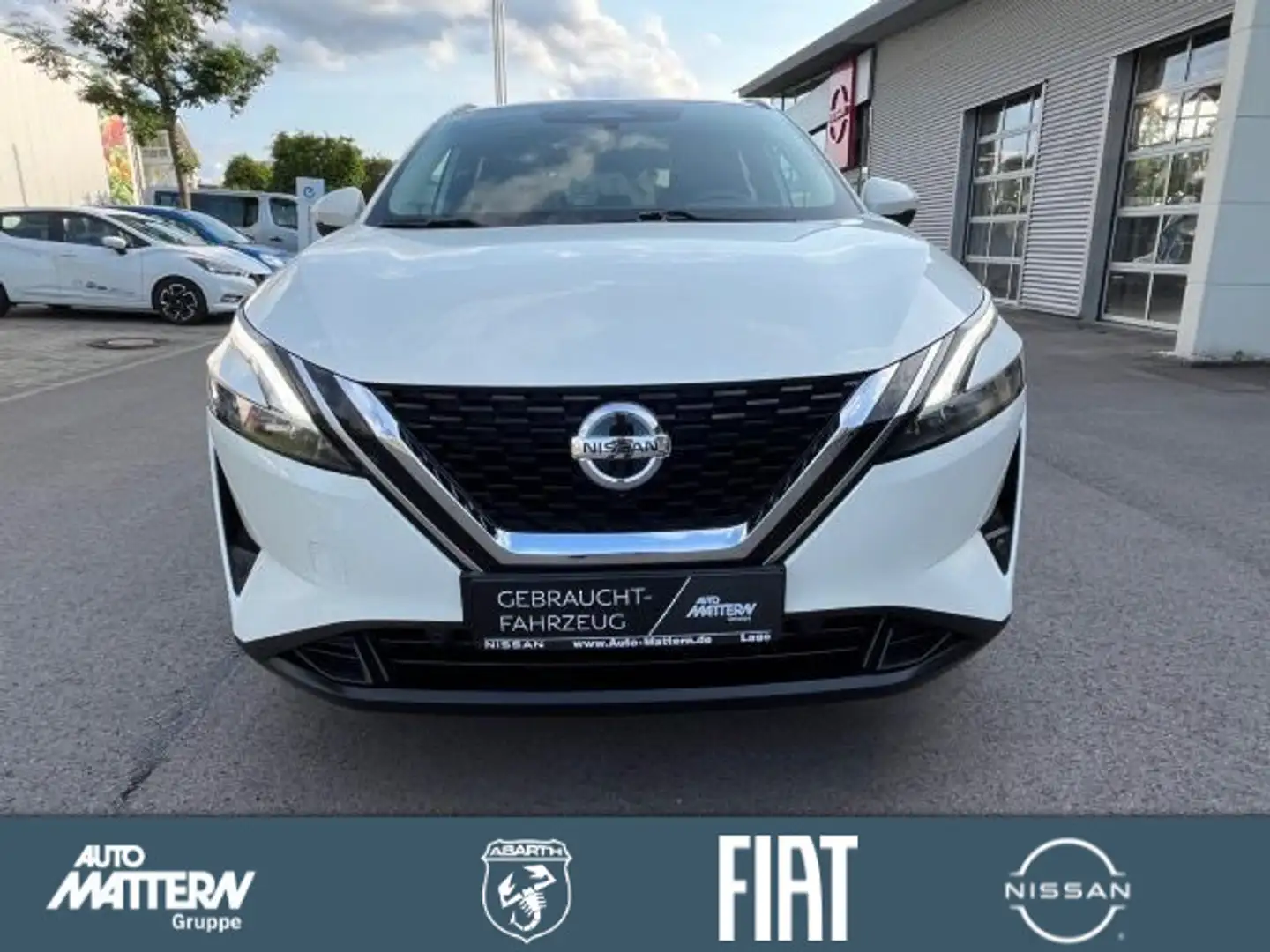 Nissan Qashqai 1.3 DIG-T Premier Limited Edition Wit - 2