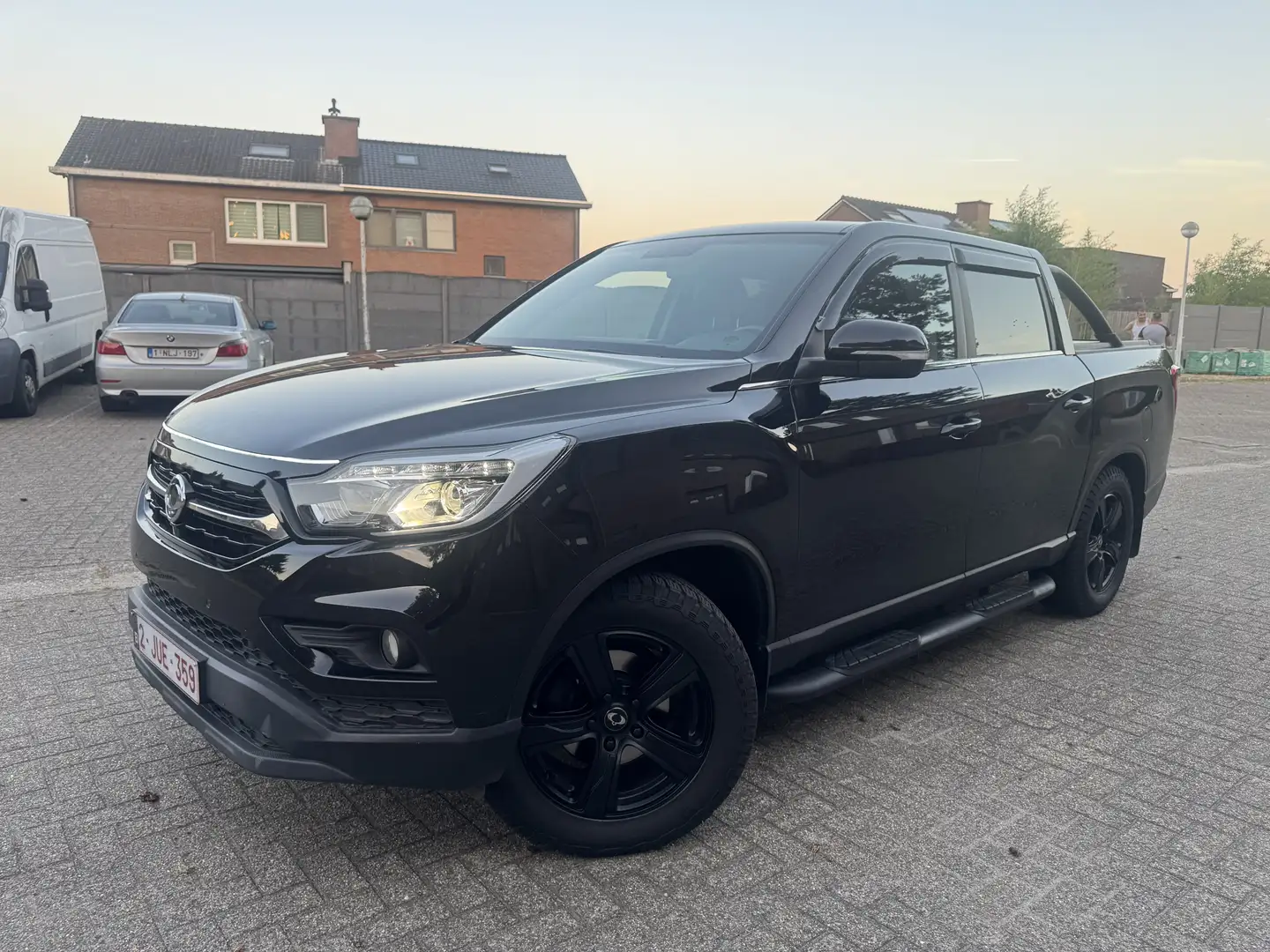SsangYong Musso 2.2 Turbo e-Xdi 4WD Sapphire (EU6b) - 1