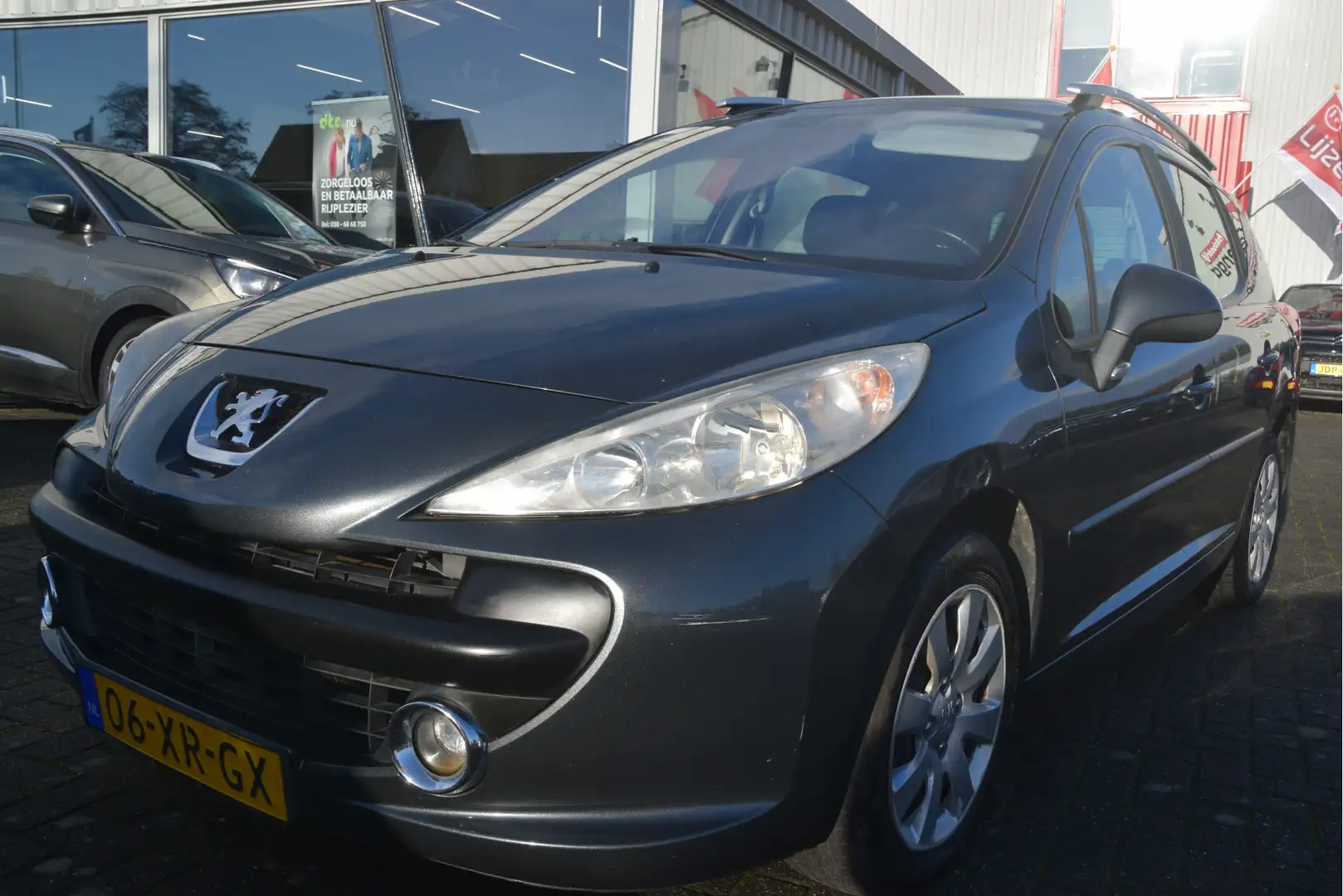Peugeot 207 SW 1.4 VTi XS Airco | Pano | Trekhaak | Radio/CD Grau - 2