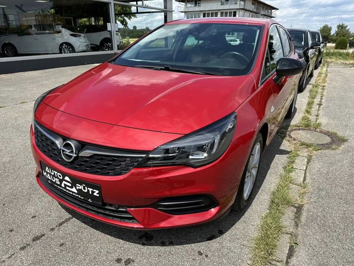 Opel Astra 1.2 Turbo Start/Stop Elegance Rot - 1