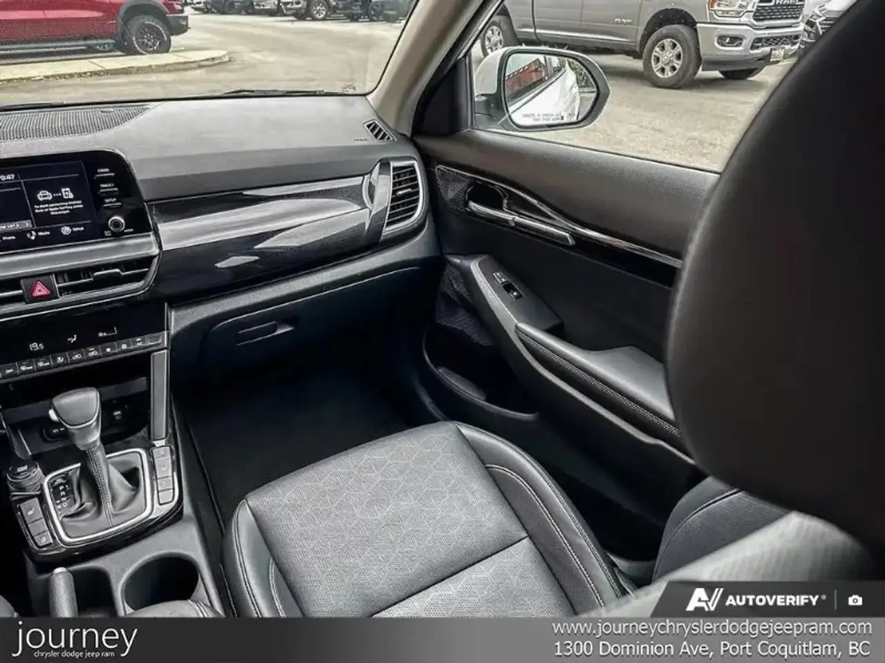 Kia Seltos снимка Kia Seltos