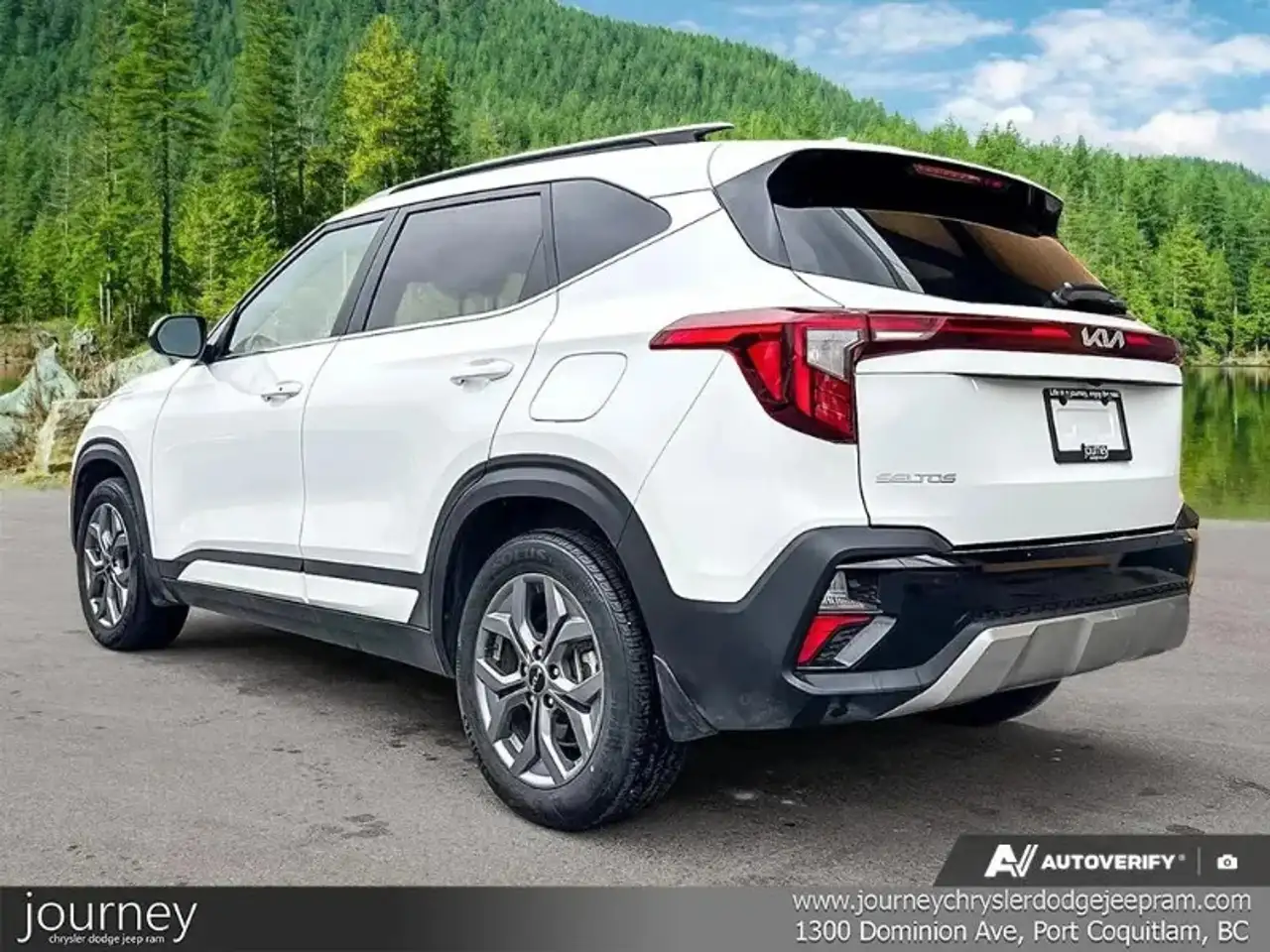Kia Seltos снимка Kia Seltos