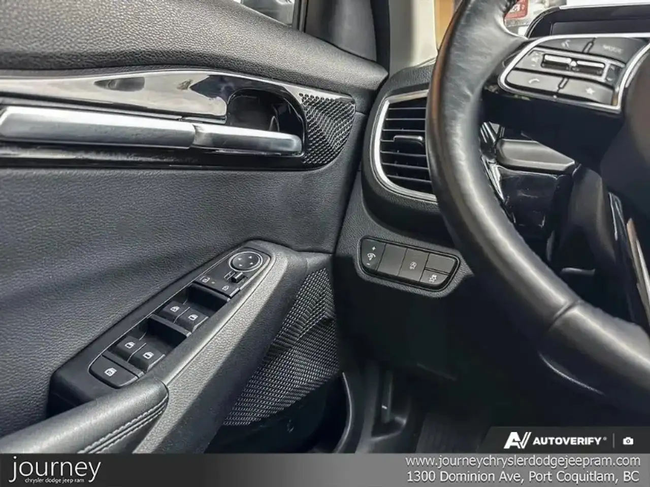 Kia Seltos снимка Kia Seltos