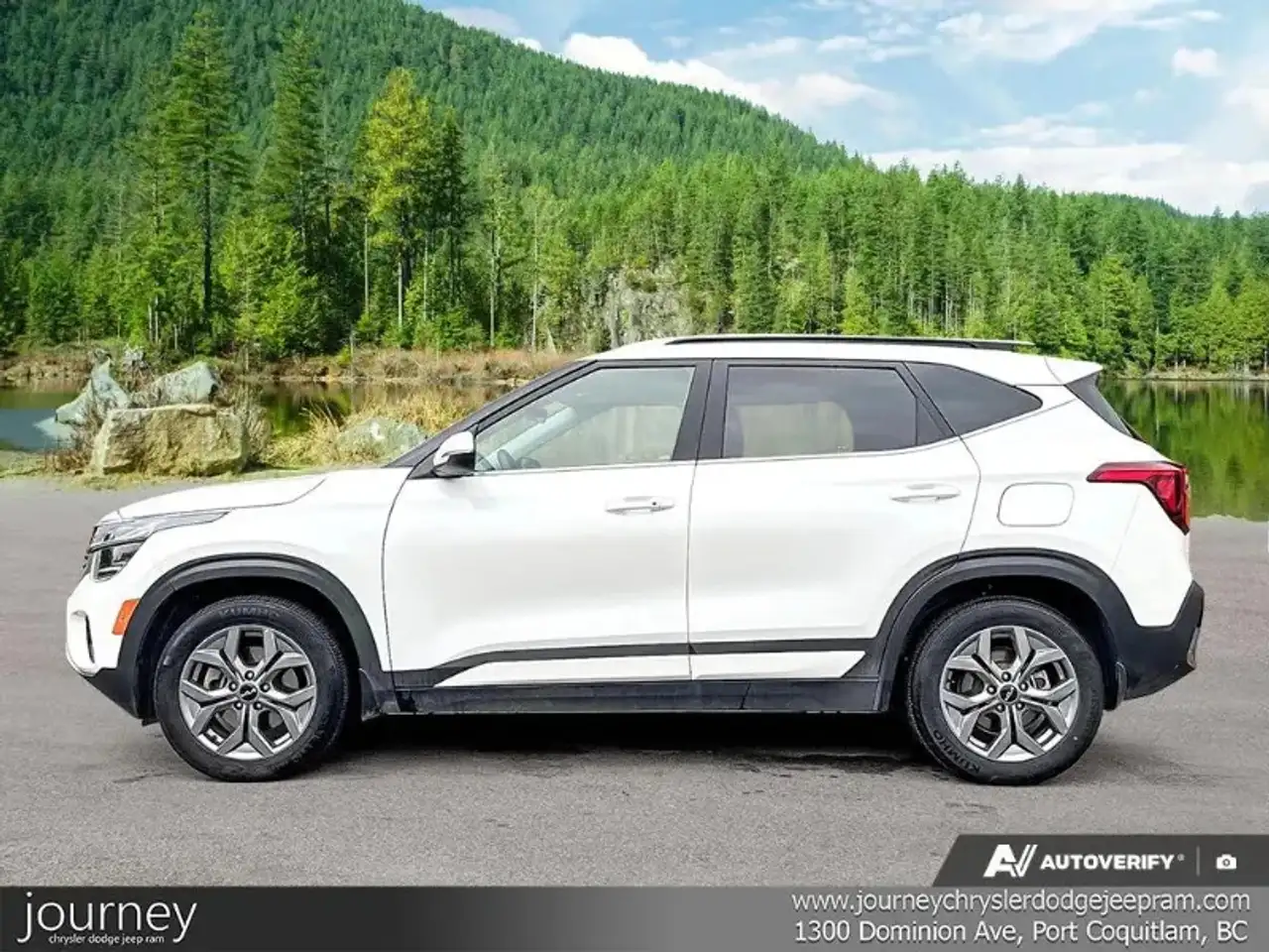 Kia Seltos снимка Kia Seltos