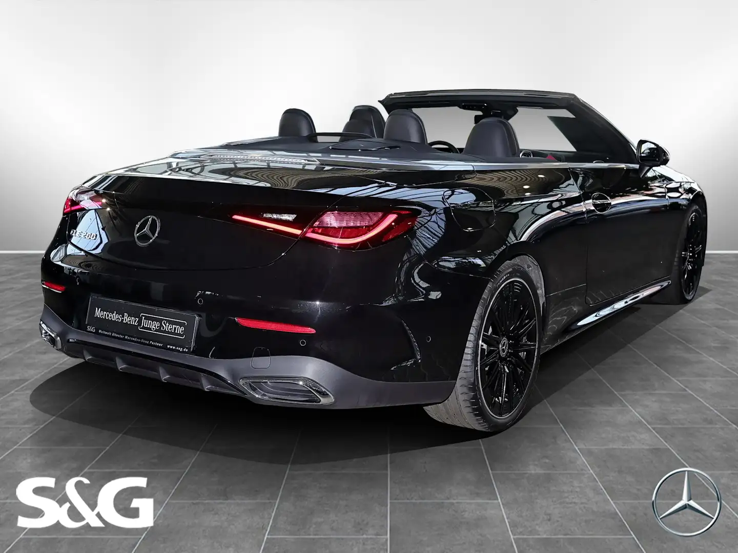 Mercedes-Benz CLE 200 Cabriolet AMG TOTWINKEL+DISTRONIC+MEMORY Noir - 2
