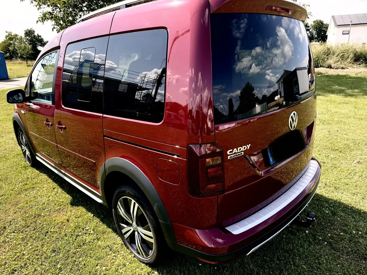 Volkswagen Caddy Caddy 2.0 TDI (5-Si.) DSG 4MOTION Alltrack Rot - 2