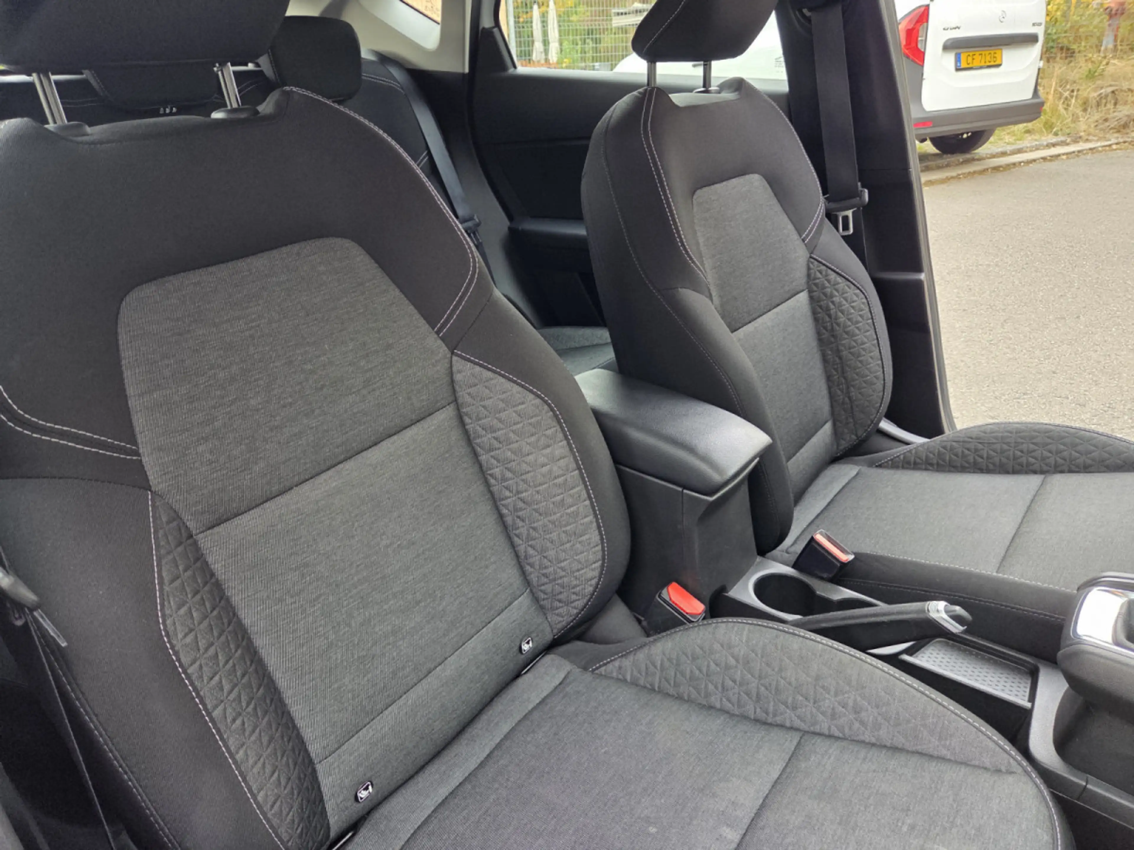 Renault Captur TCE 90 CV Evolution ( Garantie 12 mois) — photo 11