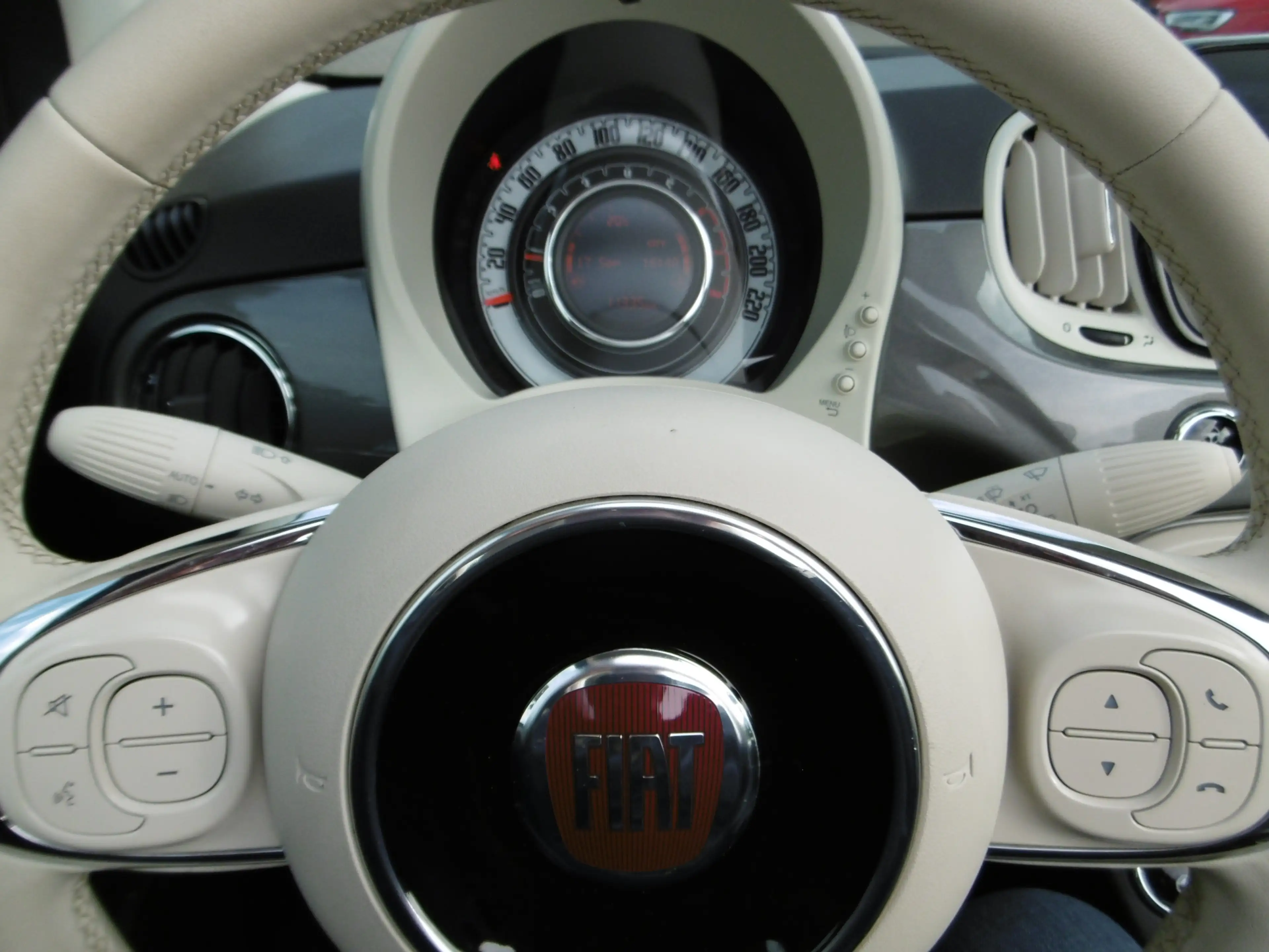 Fiat 500C Lounge Klimaaut. Allwetter Tempomat PDC — photo 9