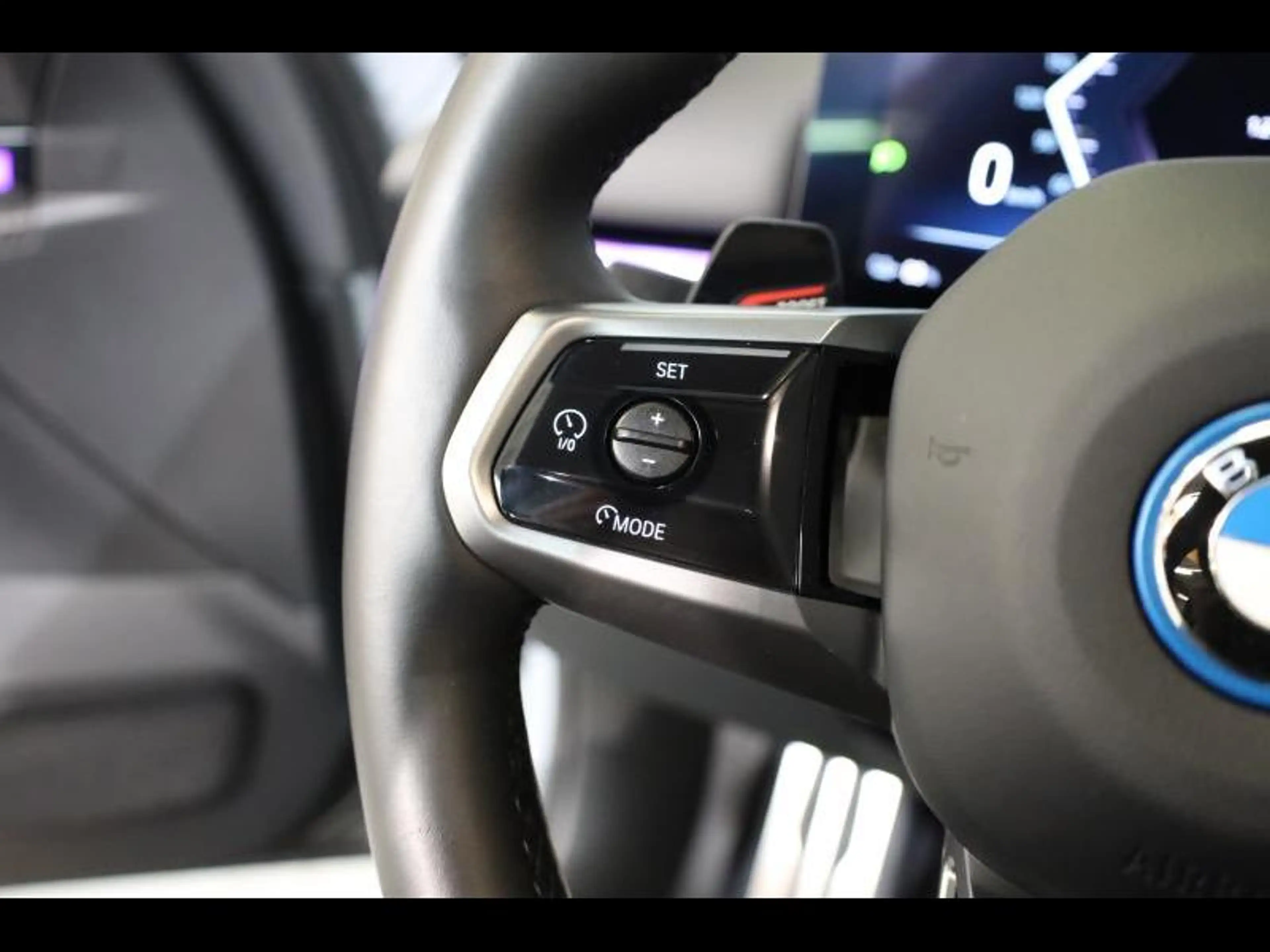 BMW i5 eDrive40 Berline Kit M Sport — photo 13
