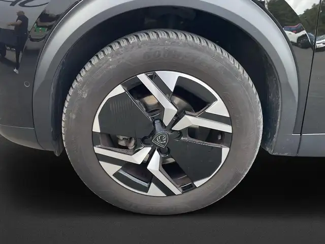 Peugeot 2008 view 8