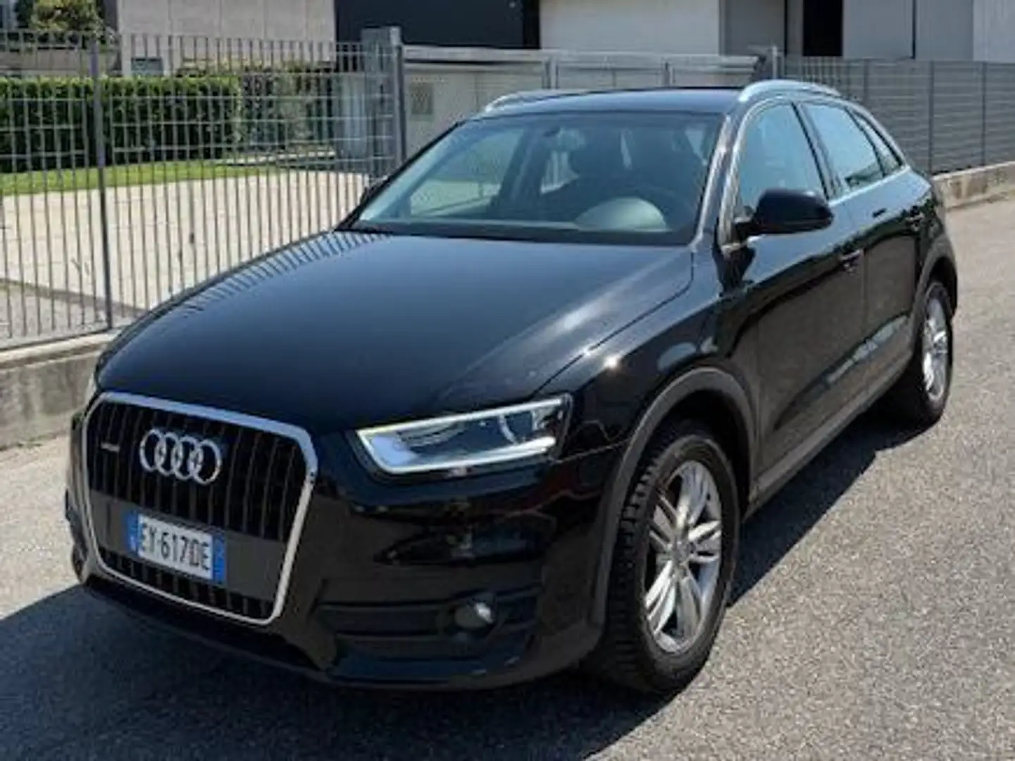 Audi Q3 Q3 I 2011 2.0 tdi quattro 140cv s-tronic Nero - 1