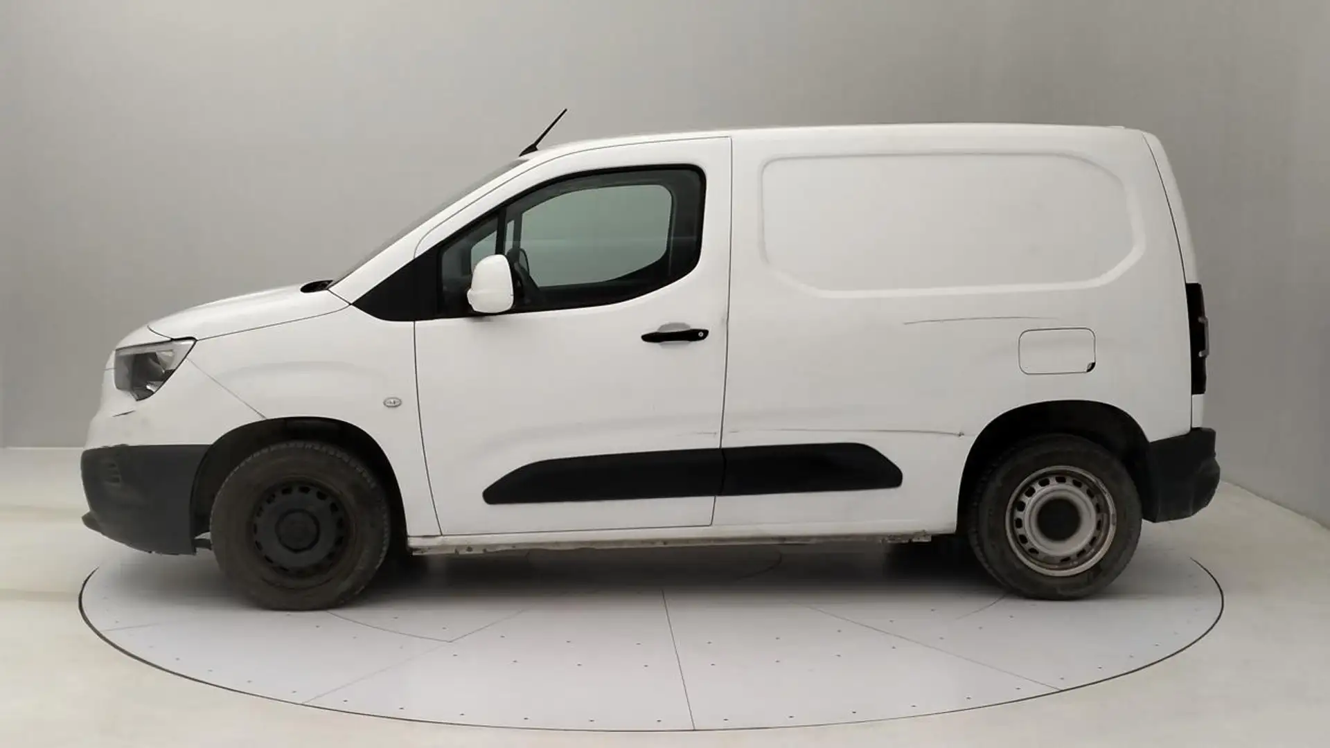 Opel Combo 1.5d 100cv L1H1 Edition S&S mt5 E6. Bianco - 2