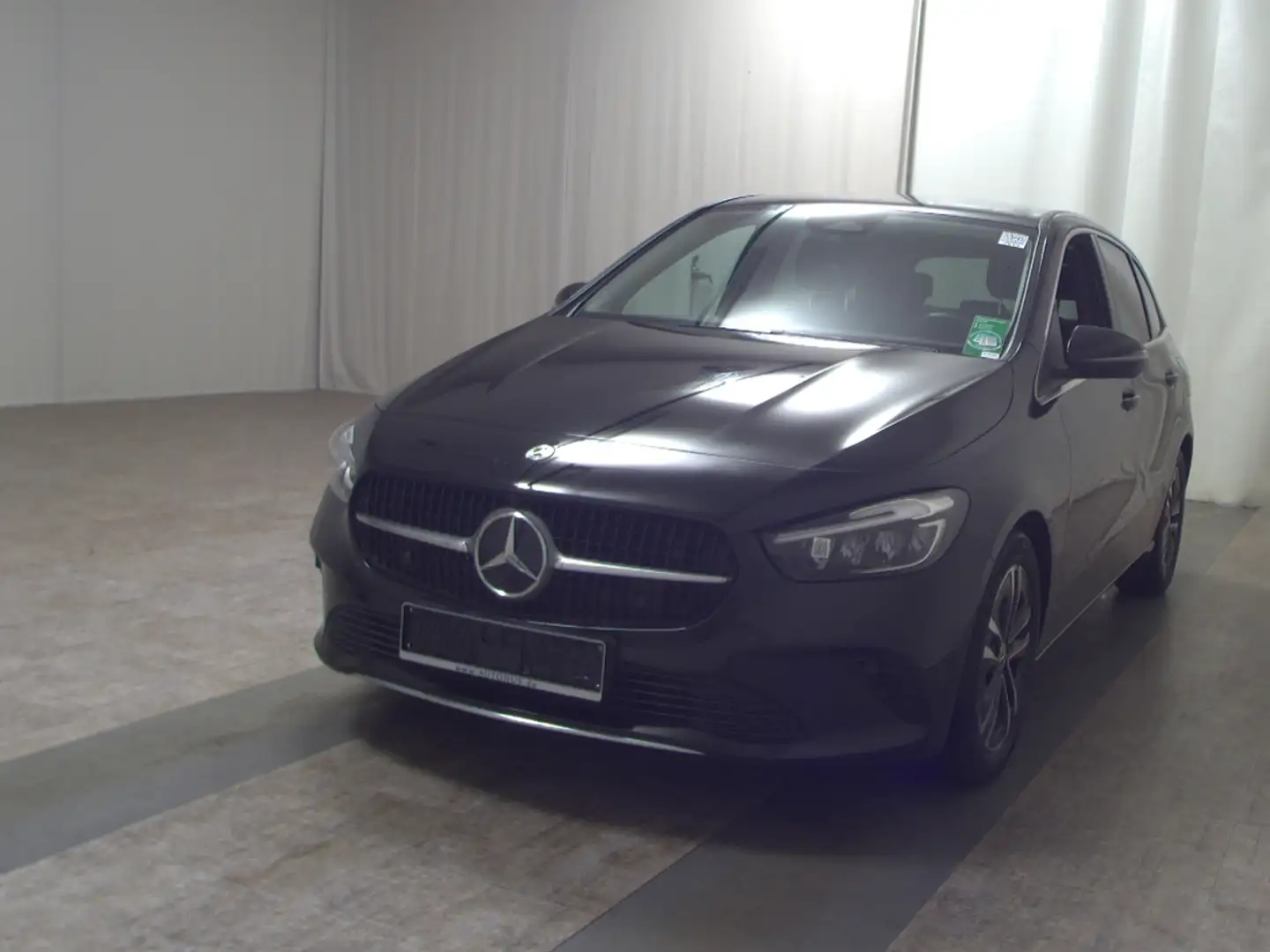 Mercedes-Benz B 180 d Progressive Navi LED AHK RFK Schwarz - 2