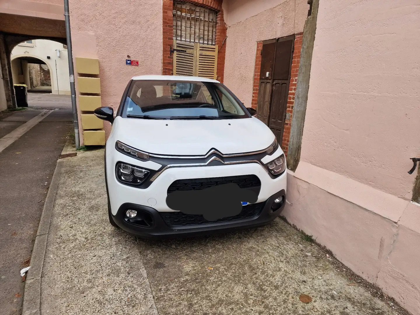 Citroen C3 PureTech 110 S&S BVM6 Shine - 1