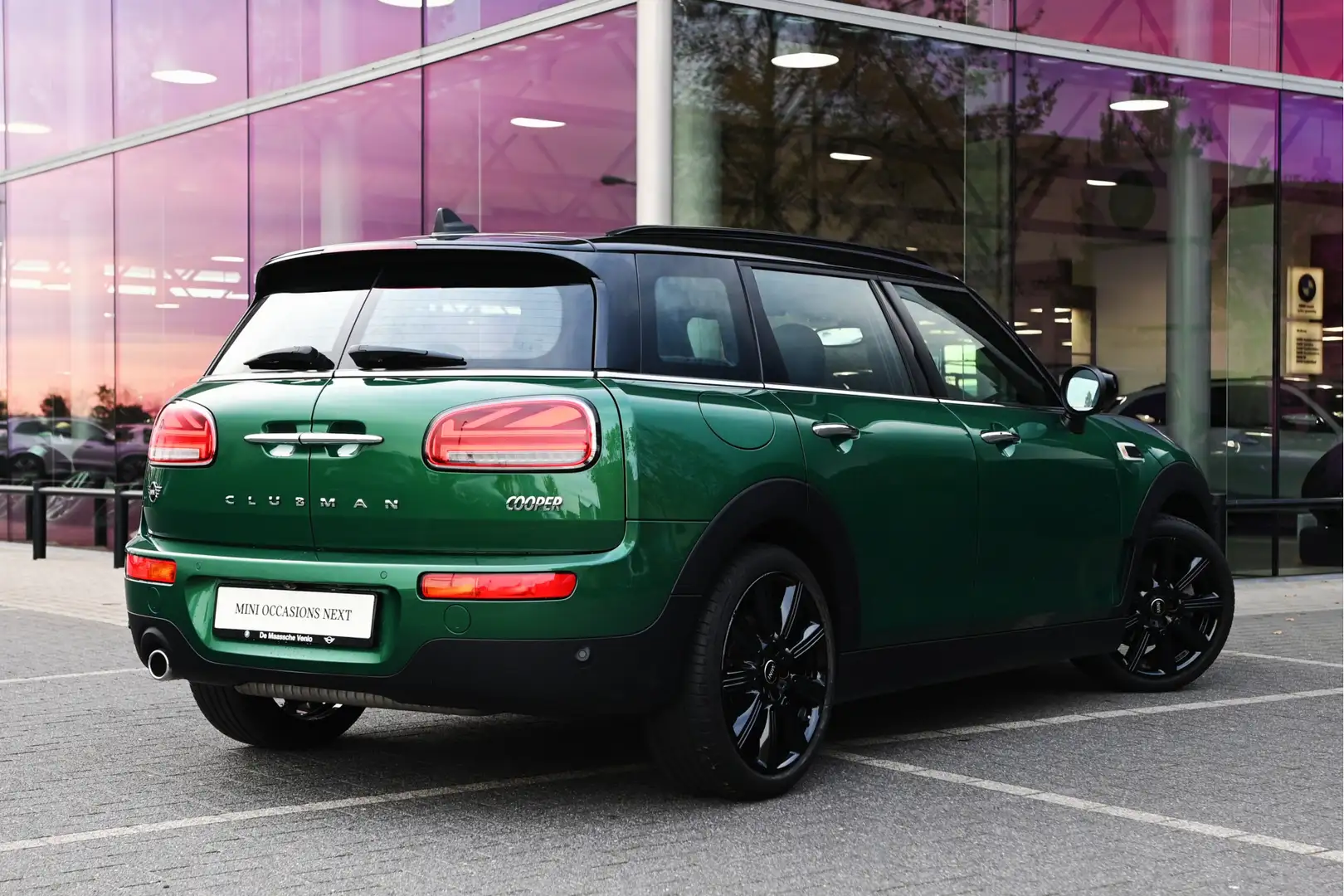 MINI Cooper Clubman Automaat / Panoramadak / Achteruitrijcamera / Comf Vert - 2