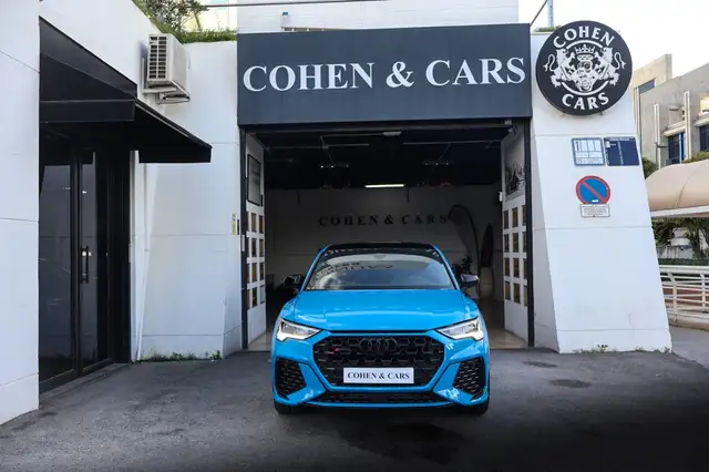Audi Q3 view 2