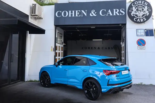 Audi Q3 view 13