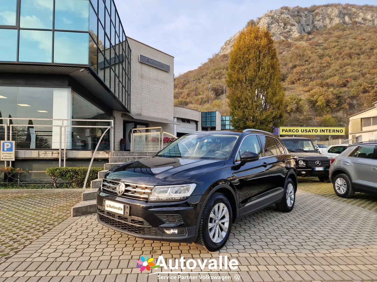 Volkswagen Tiguan Tiguan 2.0 TDI SCR DSG Business BlueMotion Techno Nero - 1