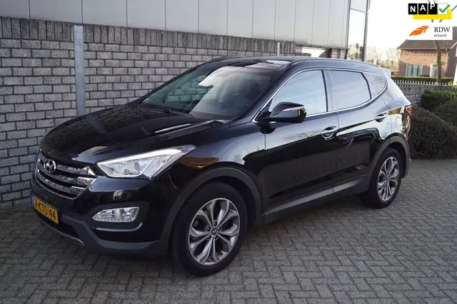 Hyundai SANTA FE 2.4i GDI 4WD i-Catcher Autom Panodak Leder Stoel/A