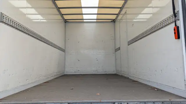 Peugeot Boxer view 10