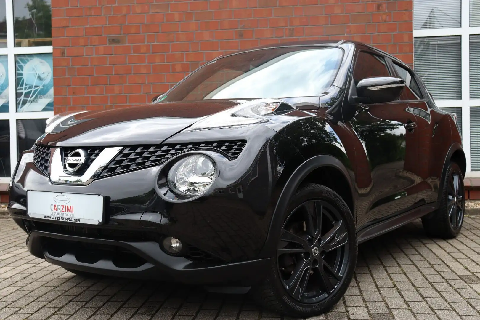 Nissan Juke 1.2 N-Connecta LED Keyless Navi Schwarz - 1
