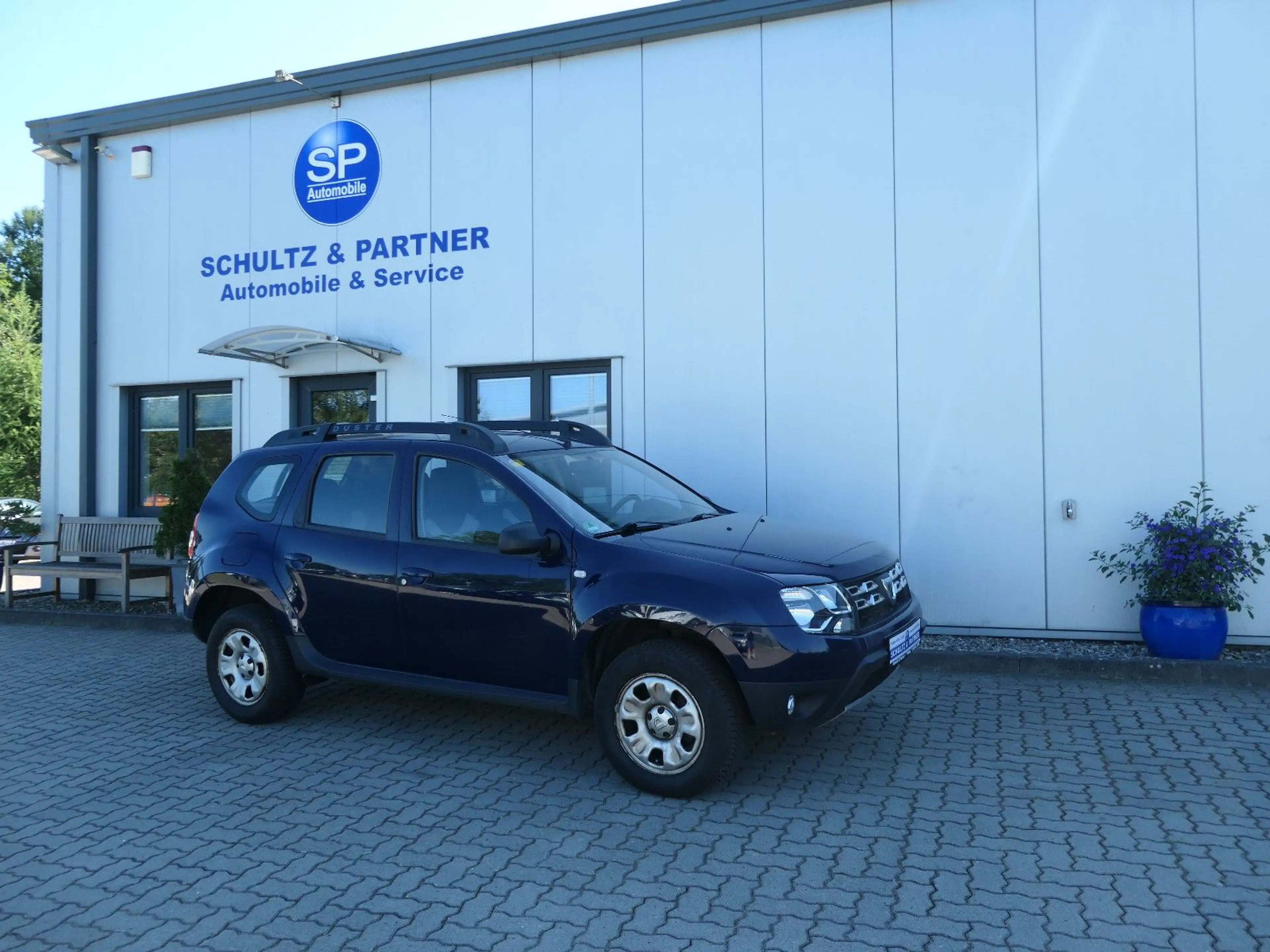 Dacia Duster I Laureate 4x2 // 1.Hd., Scheckh., Temp.