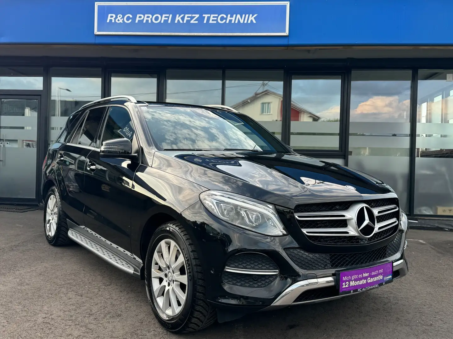 Mercedes-Benz GLE 250 GLE 250 d (166.006) Negru - 2