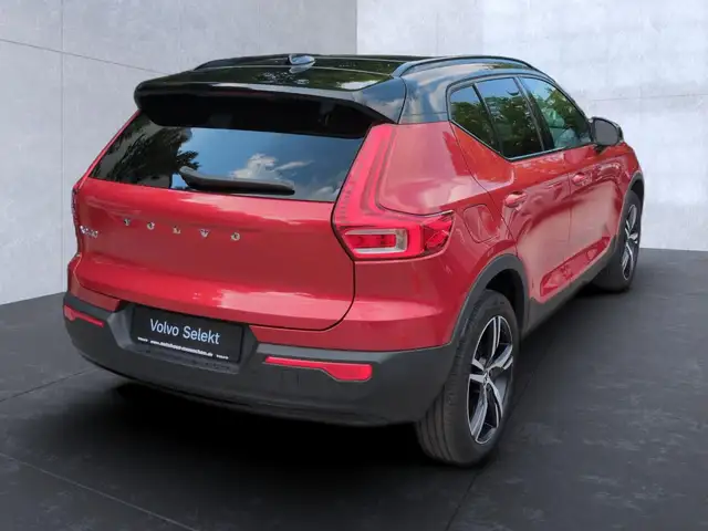 Volvo XC40 view 7