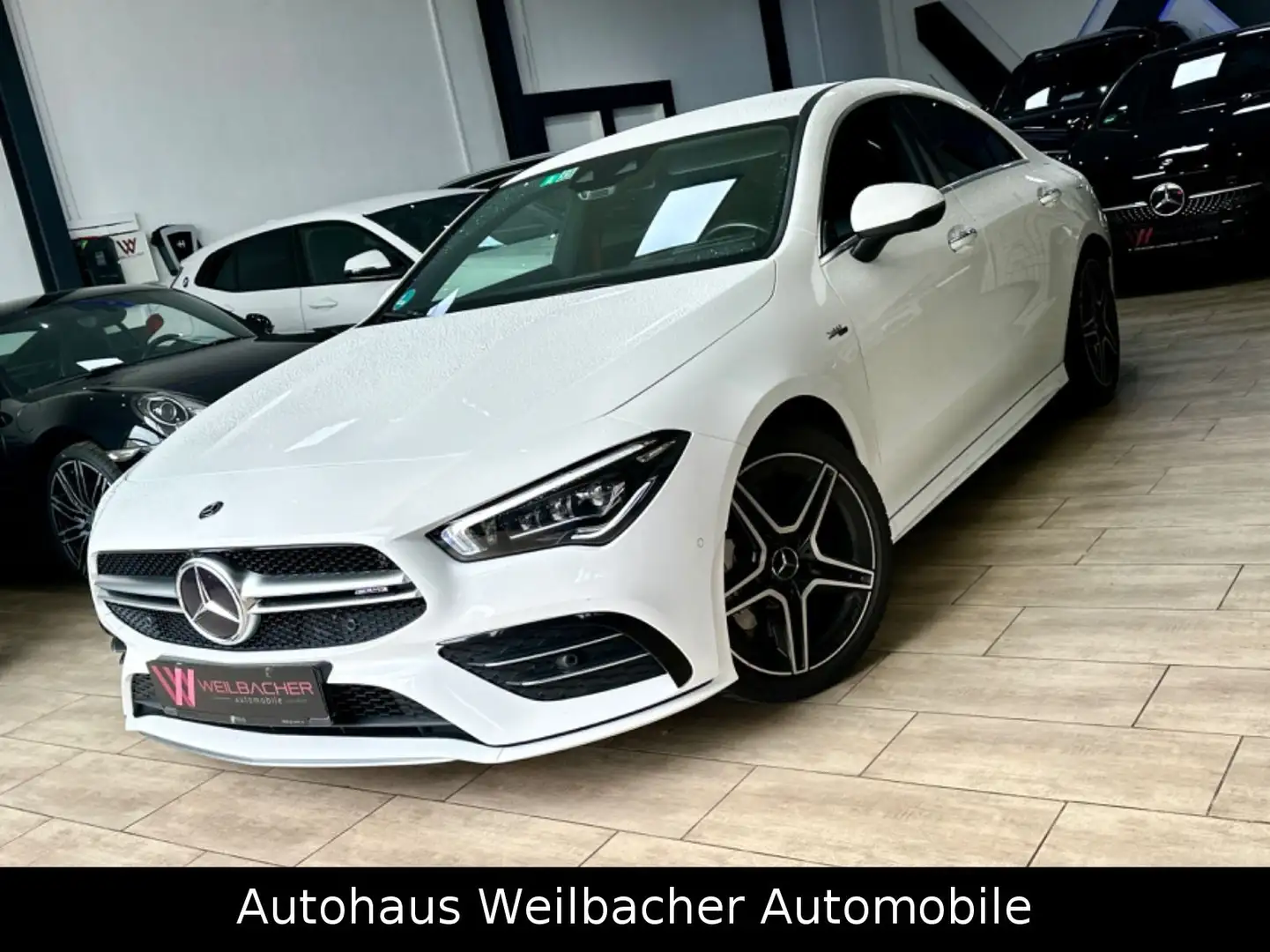 Mercedes-Benz CLA 35 AMG 4Matic * AHK* 360°*Ambiente*M-BUX * Blanc - 1