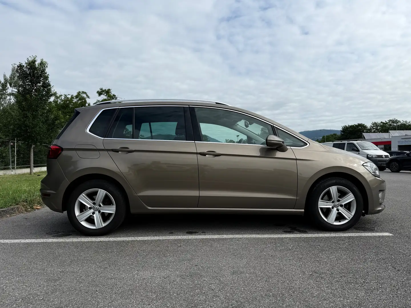 Volkswagen Golf Sportsvan Sky 1,6 BMT TDI Bronze - 1
