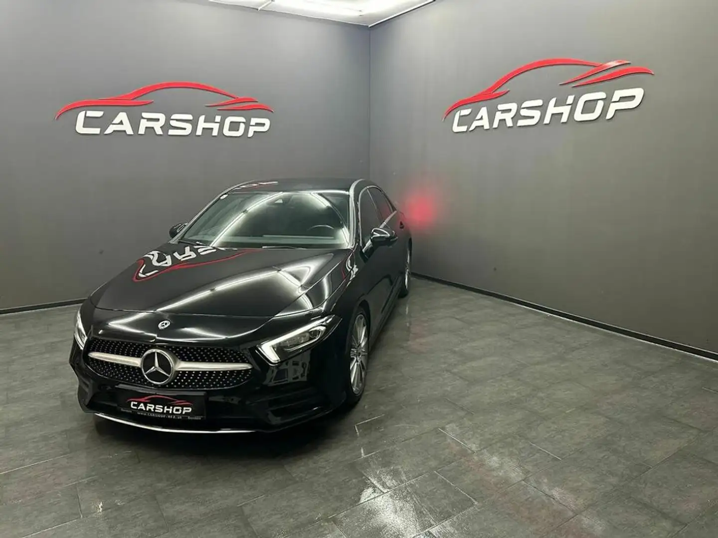 Mercedes-Benz A 180 d Amg-Line  Limousine Nero - 2
