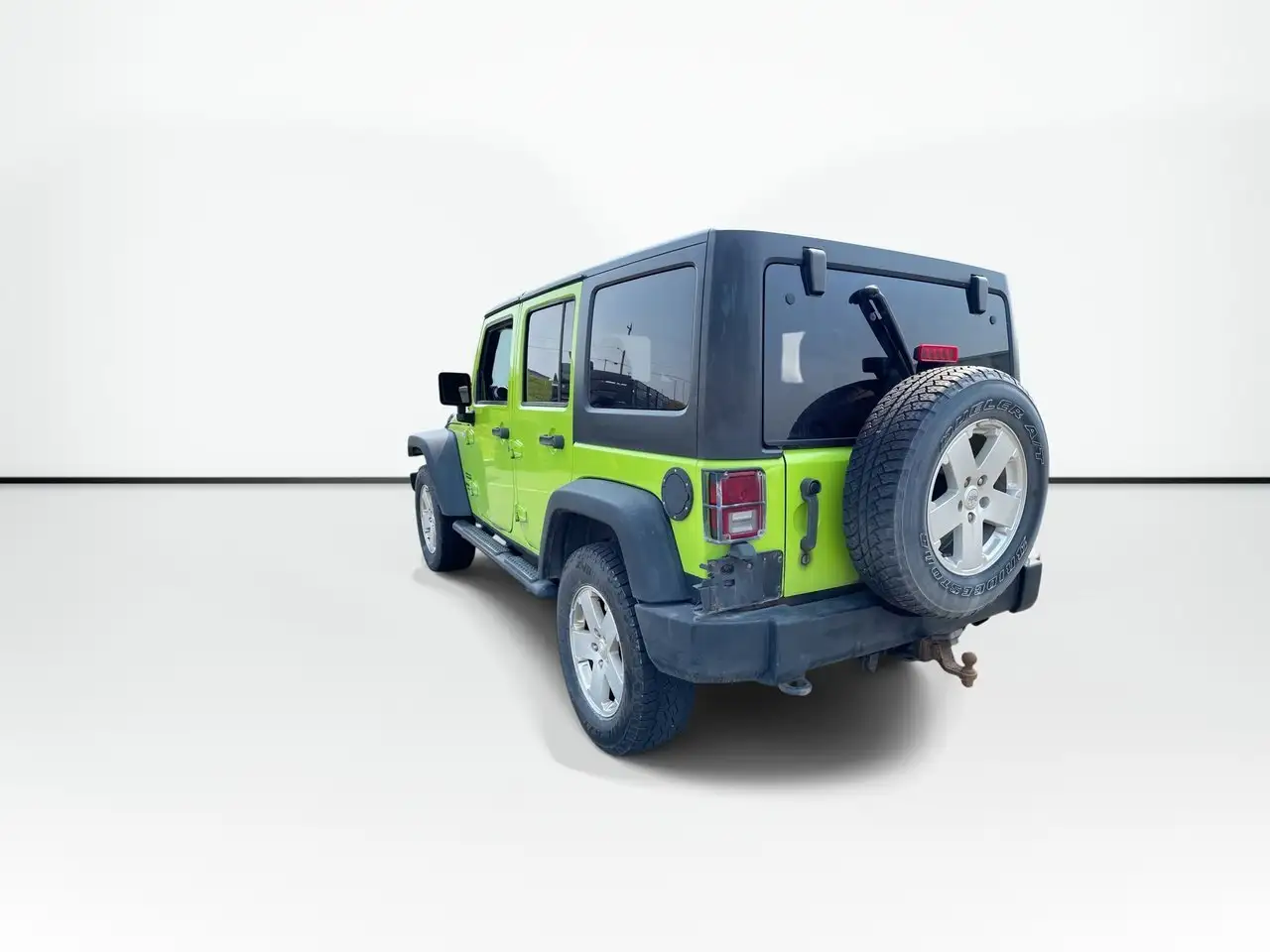 Jeep Wrangler photo Jeep Wrangler