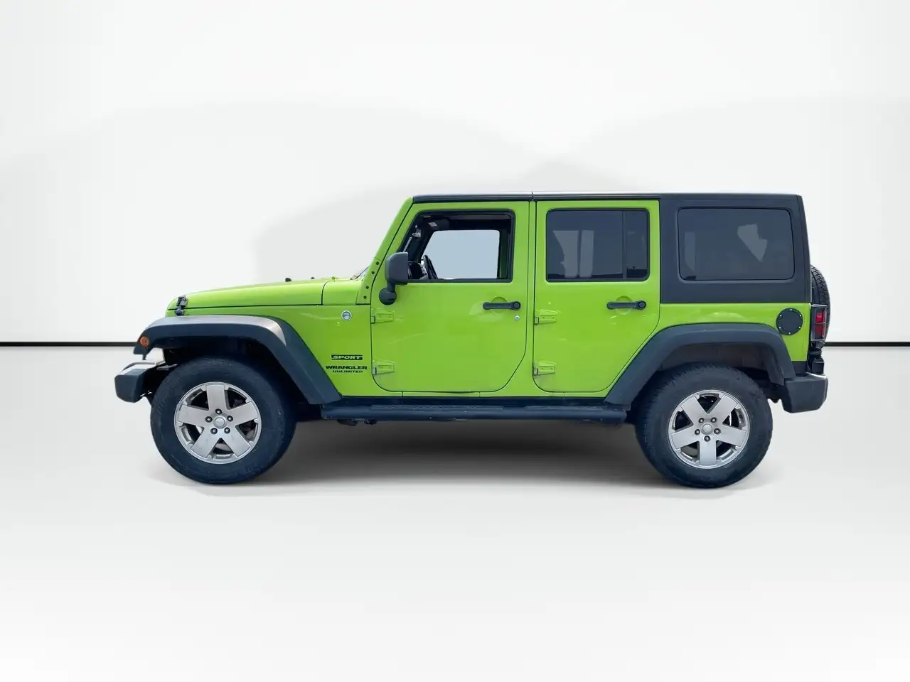 Jeep Wrangler photo Jeep Wrangler