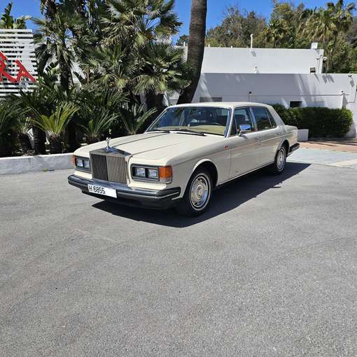 Rolls-Royce Silver Spirit