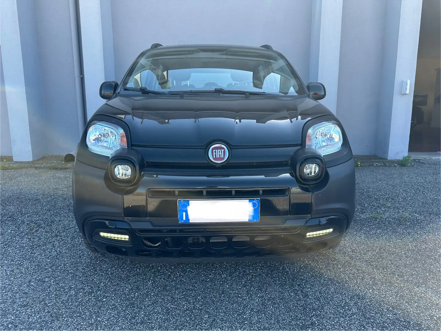 Fiat Panda 1.0 hybrid Cross Launch Edition 70cv Noir - 2