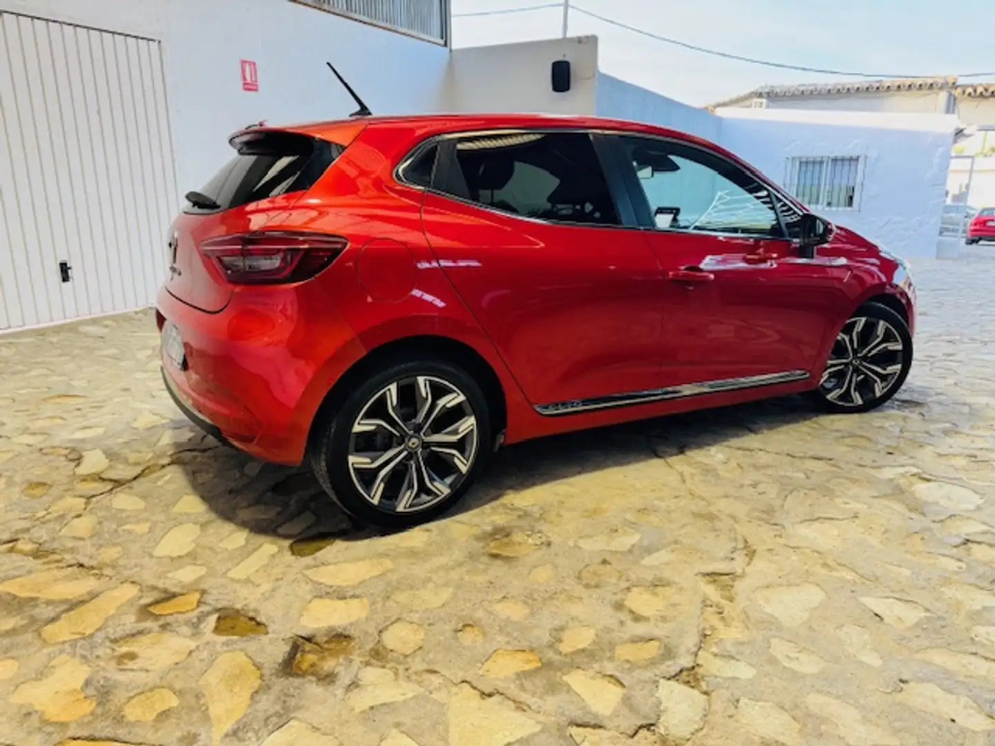 Renault Clio Blue dCi Zen 85kW Rood - 2