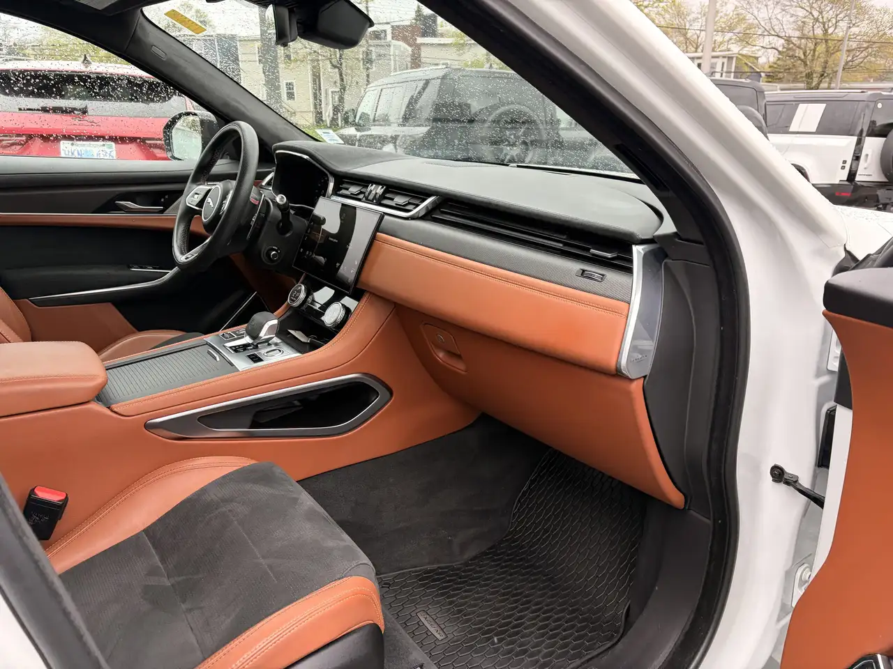 Jaguar F-Pace снимка Jaguar F-Pace