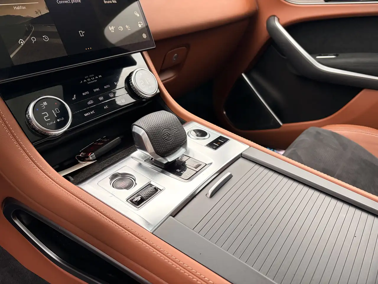 Jaguar F-Pace снимка Jaguar F-Pace