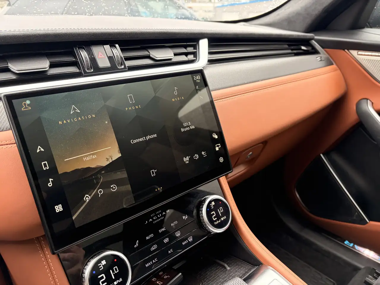 Jaguar F-Pace снимка Jaguar F-Pace