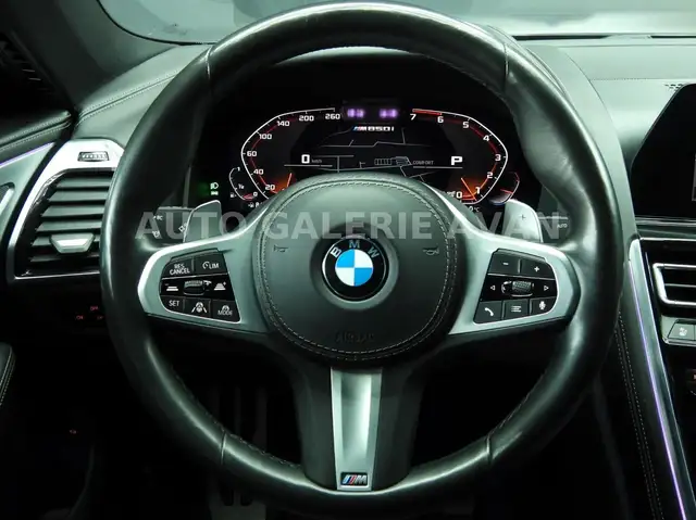 BMW 8 Series view 14