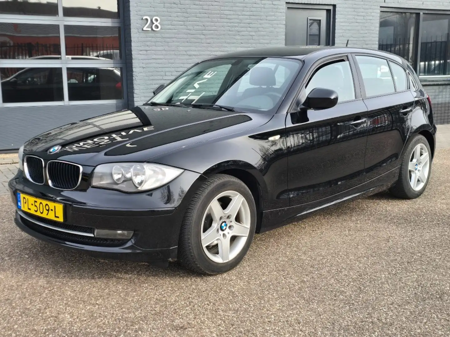 BMW 116 1-serie 116i ZEER NETTE AUTO MET ONDERHOUDSBOEKJE Schwarz - 1