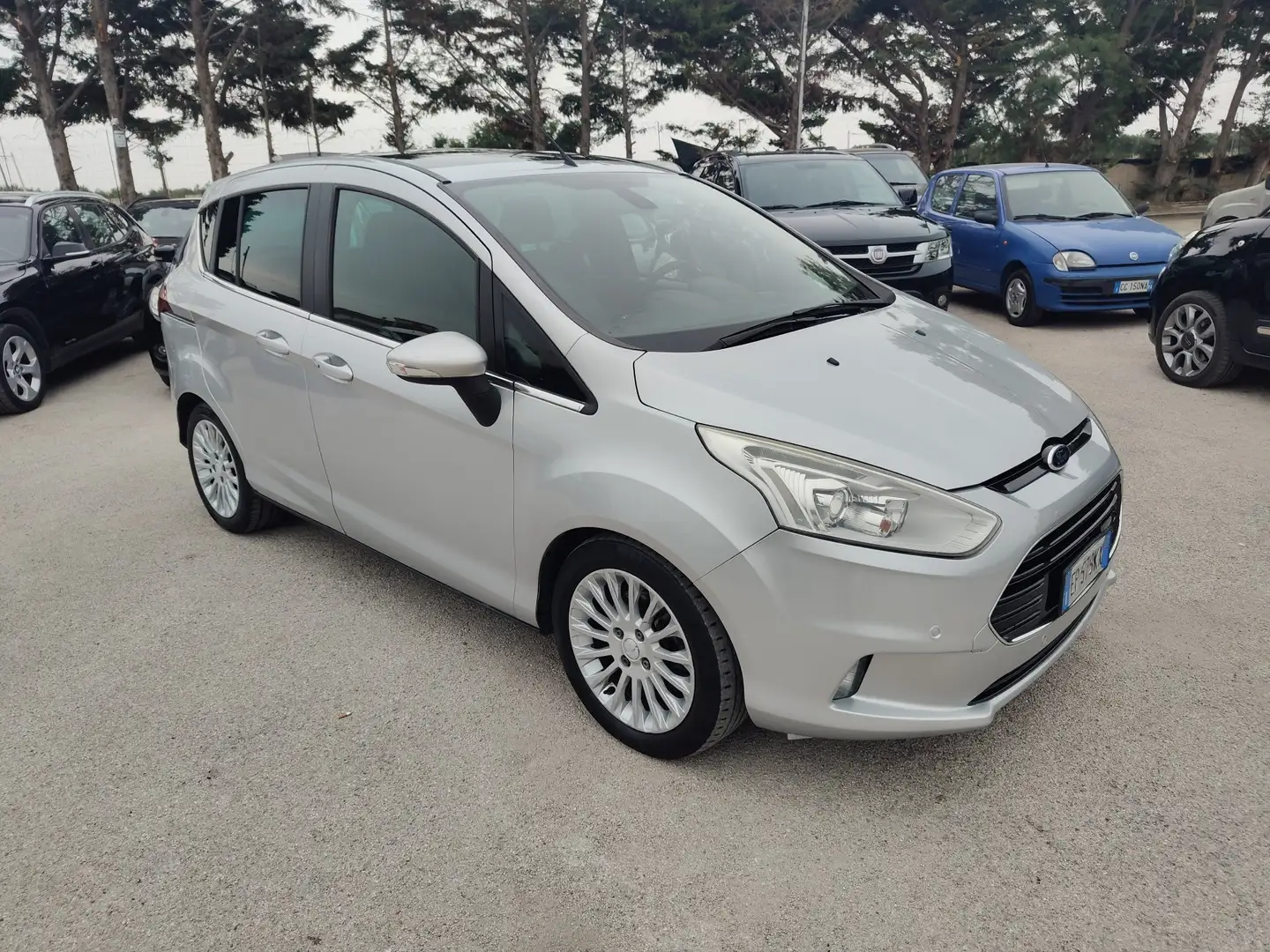 Ford B-Max 1.6 tdci 95cv Titanium gancioTraino - 1