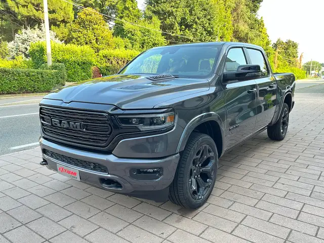 RAM 1500 LIMITED NIGHT 2024 Pronta Consegna