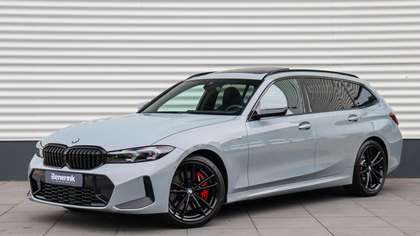 BMW 330 Touring 330i xDrive M-Sport Pro Facelift | Panoram