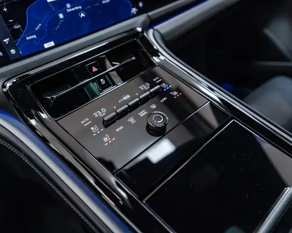 Porsche Panamera 4S E-Hybrid *3. GEN.*PANO*BOSE*SOFTCLOSE* Ansicht 37