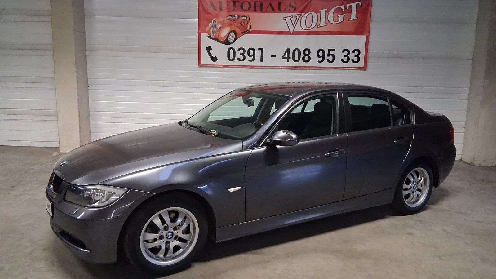 Second hand Bmw 3 Series 320