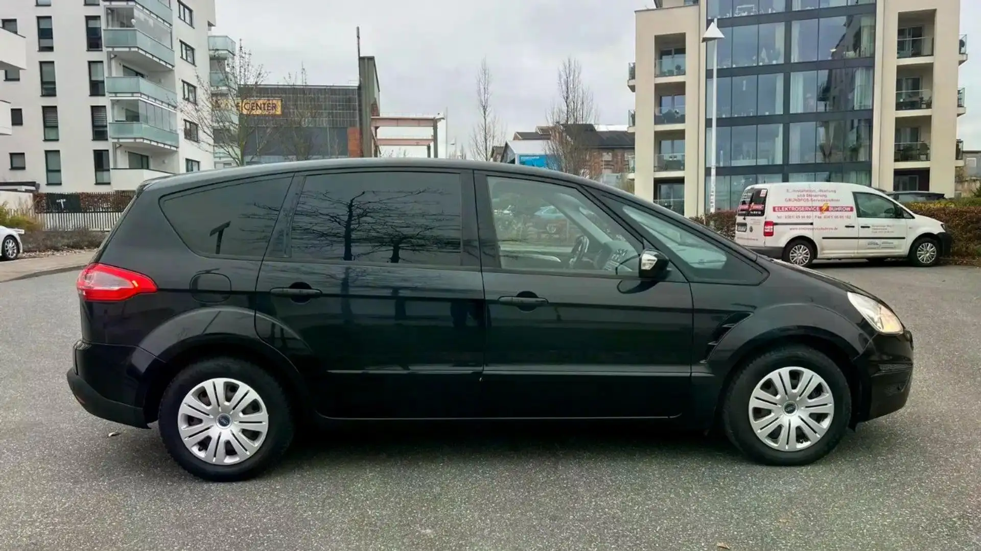 Ford S-Max S-MAX Trend TUV Neu Navi 1 Hand Negro - 2