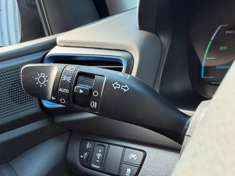 Hyundai IONIQ 1.6 GDi Comfort|Infinity|Camera|Keyless — photo 23