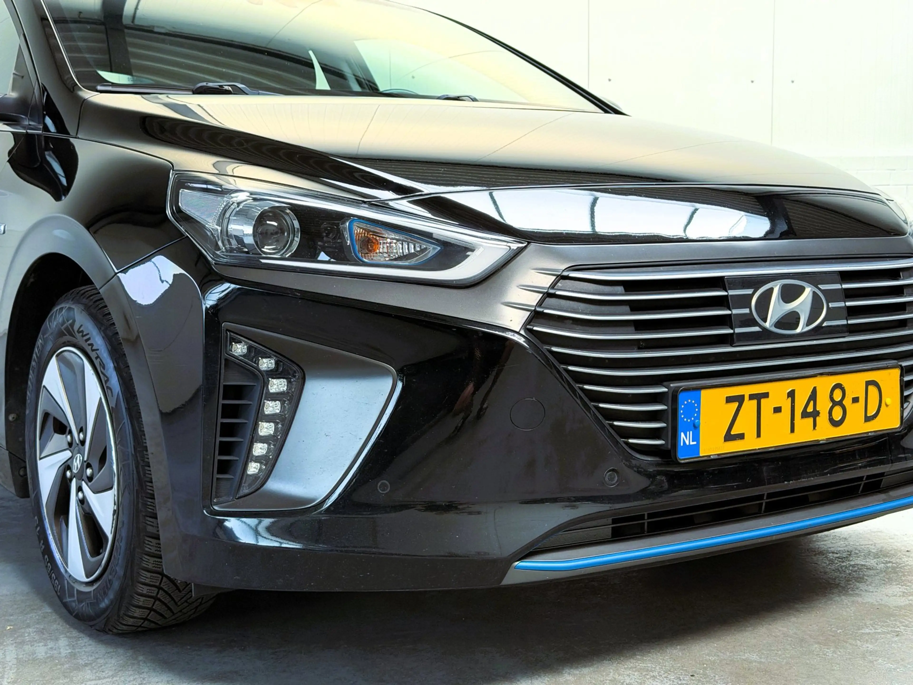 Hyundai IONIQ 1.6 GDi Comfort|Infinity|Camera|Keyless — photo 5